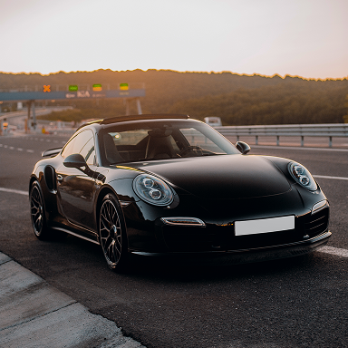 mini-cupe-preto-na-estrada